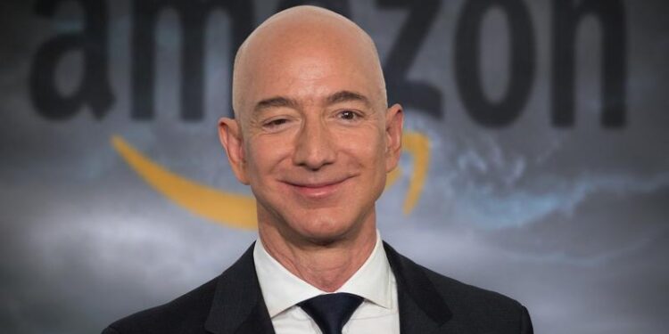 blue-origin,-compania-lui-jeff-bezos,-este-evaluata-la-130-de-miliarde-de-dolari-in-prima-sa-runda-de-finantare-externa-–-hotnews.ro