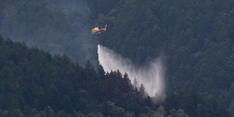 doisprezece-morti-in-urma-incendiilor-de-vegetatie-din-spania-valul-de-caldura-continua-in-sudul-europei-–-hotnews.ro
