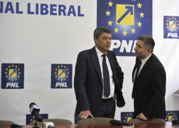 alin-tise,-atac-la-adresa-conducerii-pnl:-se-ghideaza-dupa-instinctul-de-a-ramane-la-butoane,-la-ciolan.-tara-se-sufoca