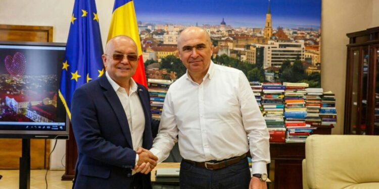 bolojan-a-discutat-cu-boc-despre-proiectele-pnrr,-apoi-a-verificat-stadiul-lucrarilor-la-autostrada-transilvania-/-bolojan:-de-la-1-decembrie-ar-trebui-sa-se-circule-fara-restrictii-pe-cei-peste-40-de-kilometri-noi-ai-autostrazii-transilvania