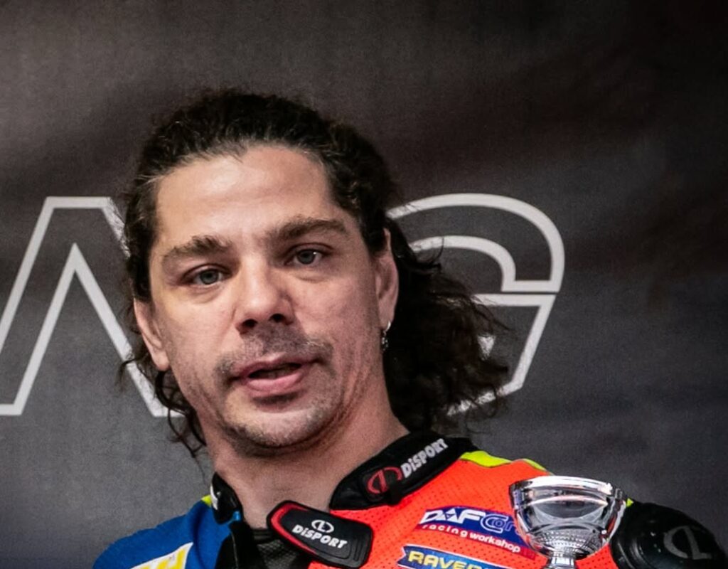 pilotul-adrian-rus-a-murit-in-urma-unui-accident-grav-intr-o-competitie-internationala-de-motociclism-–-hotnews.ro