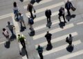 cati-angajati-sunt-in-bucuresti-si-care-este-salariul-mediu-net-–-hotnews.ro