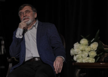interviu-un-copil-care-ramane-sarac-ca-vocabular-va-fi-mereu-usor-de-manipulat-semnalul-de-alarma-tras-de-dramaturgul-matei-visniec-–-hotnews.ro