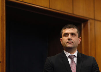 motivul-pentru-care-psd-genereaza-potentiale-scenarii,-conform-unui-ministru-usr-eu-vorbesc-cu-colegi-secretari-de-stat-si-de-pe-la-psd-–-hotnews.ro