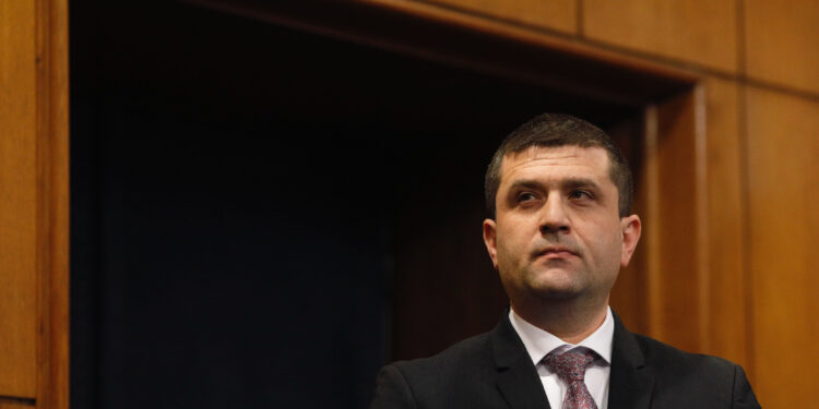 motivul-pentru-care-psd-genereaza-potentiale-scenarii,-conform-unui-ministru-usr-eu-vorbesc-cu-colegi-secretari-de-stat-si-de-pe-la-psd-–-hotnews.ro