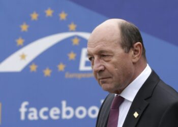 basescu-sustine-ca-autoritatile-si-viorel-pasca-au-avut-ceva-de-ascuns-in-scandalul-azilelor