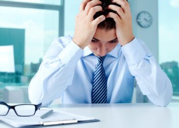 bula-tuturor-bulelor”:-doi-profeti-ai-crizei,-doua-drumuri-catre-aceeasi-concluzie-–-hotnews.ro