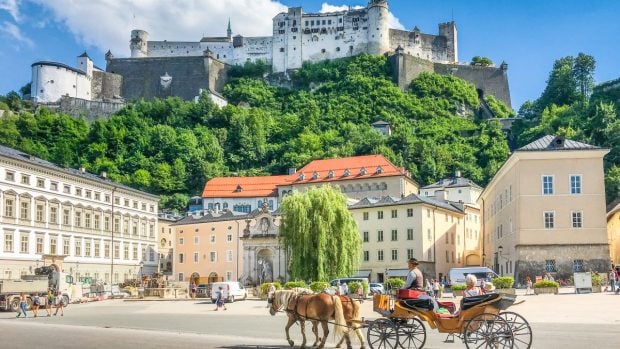 80-de-euro-amenda,-pentru-soferii-care-intra-cu-masina,-pe-timp-de-vara,-in-centrul-istoric-al-acestui-oras-din-europa