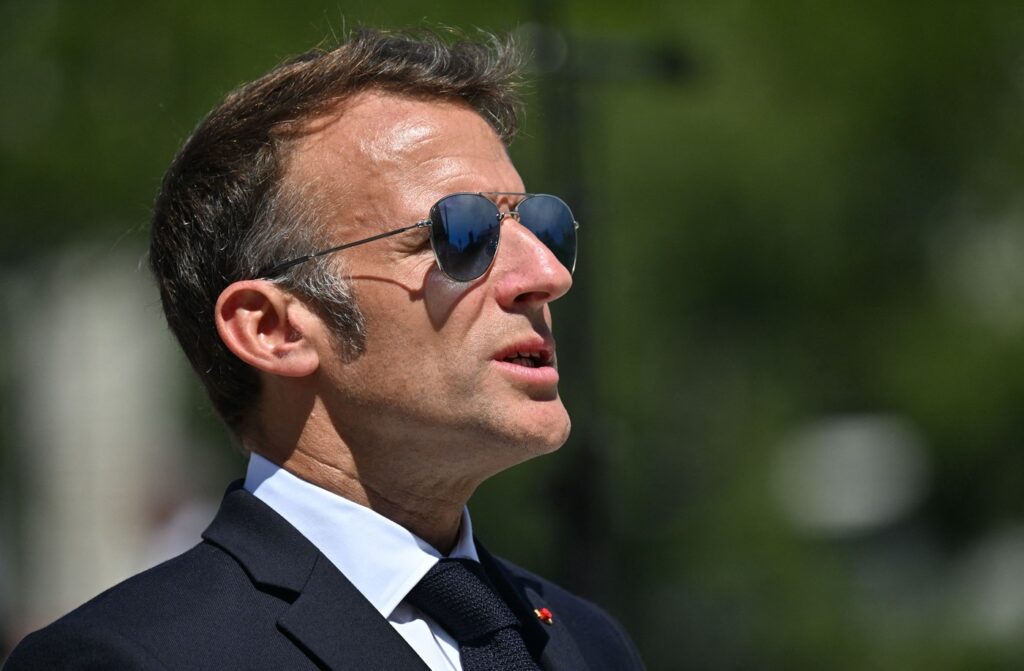 macron,-discurs-mobilizator-pentru-armata:-pretuim-libertatea-si-dreptul,-suntem-pregatiti-sa-le-aparam-cu-pretul-sangelui-–-hotnews.ro