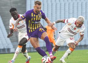 gigi-becali-a-pus-mana-pe-telefon:-mi-a-zis-ca-vine-dragus