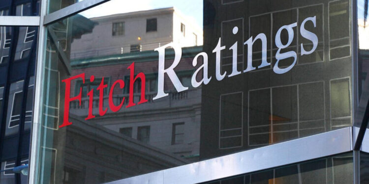 oficial:-romania-evita-junk-ul.-fitch-mentine-ratingul-bbb-minus-(bbb-)-cu-perspectiva-negativa,-dar-avertizeaza