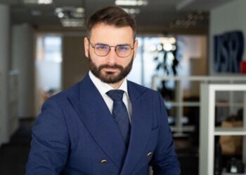 video-|-iulian-lorincz:-caracterul-conteaza-mai-mult-decat-trei-doctorate-in-politica