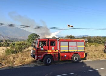 pompierii-romani-continua-interventiile-la-incendiile-de-padure-din-franta-unde-au-actionat-duminica-–-hotnews.ro