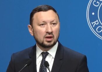 fechet-(pnl):-legea-salarizarii-are-sanse-mari-sa-treaca-de-parlament.-foarte-multi-angajati-vor-castiga-bani-mai-multi