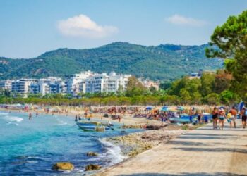 au-mers-la-mare-in-vlore-si-s-au-imbolnavit-dupa-cateva-zile:-am-zis-ca-suntem-noi-fitosi