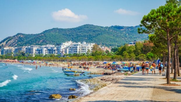 au-mers-la-mare-in-vlore-si-s-au-imbolnavit-dupa-cateva-zile:-am-zis-ca-suntem-noi-fitosi