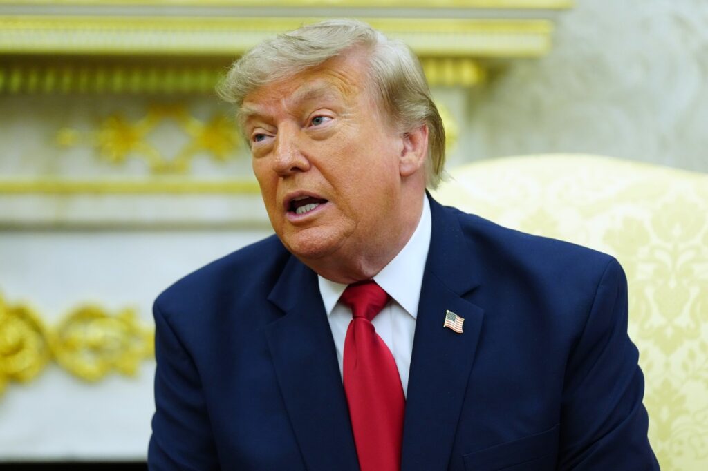 trump-recunoaste-probleme-la-stocurile-unor-tipuri-de-munitii-ale-armatei-americane-–-hotnews.ro