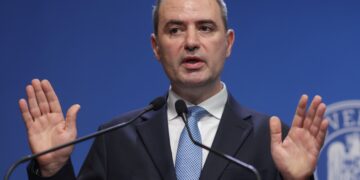 nazare:-reconfirmarea-ratingului-de-catre-moody’s,-un-semnal-extrem-de-important-pe-care-am-dorit-sa-il-transmitem-pietelor-si-investitorilor-–-hotnews.ro
