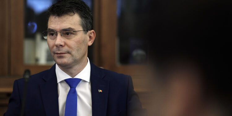 seful-cnas-dezvaluie-un-mecanism-de-consultatii-fictive:-au-uitat-sa-intrebe-daca-pacientii-mai-sunt-in-viata-asa-i-am-descoperit-–-hotnews.ro