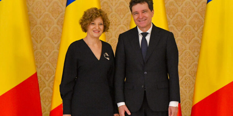 ce-spune-oana-gheorghiu-despre-initiativa-aur-privind-suspendarea-lui-nicusor-dan:-daca-cineva-vrea-sa-faca-rau-cu-adevarat-acestei-tari,-acesta-este-lucrul-pe-care-ar-trebui-sa-l-faca
