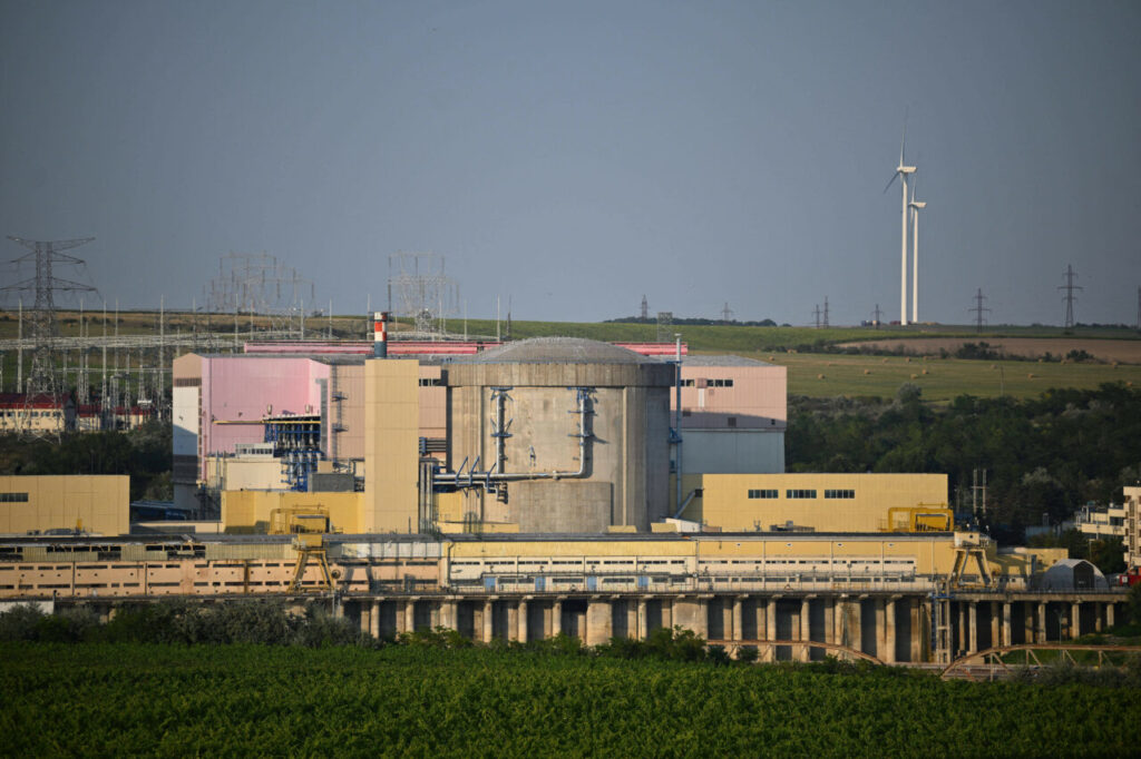 cernavoda:-reactorul-2-se-inchide.-cine-asigura-energia