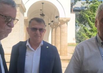 sindicalistii-din-educatie-cer-sa-se-revina-la-grila-de-salarizare-din-2023:-„e-o-cacealma-acest-proiect-de-lege”