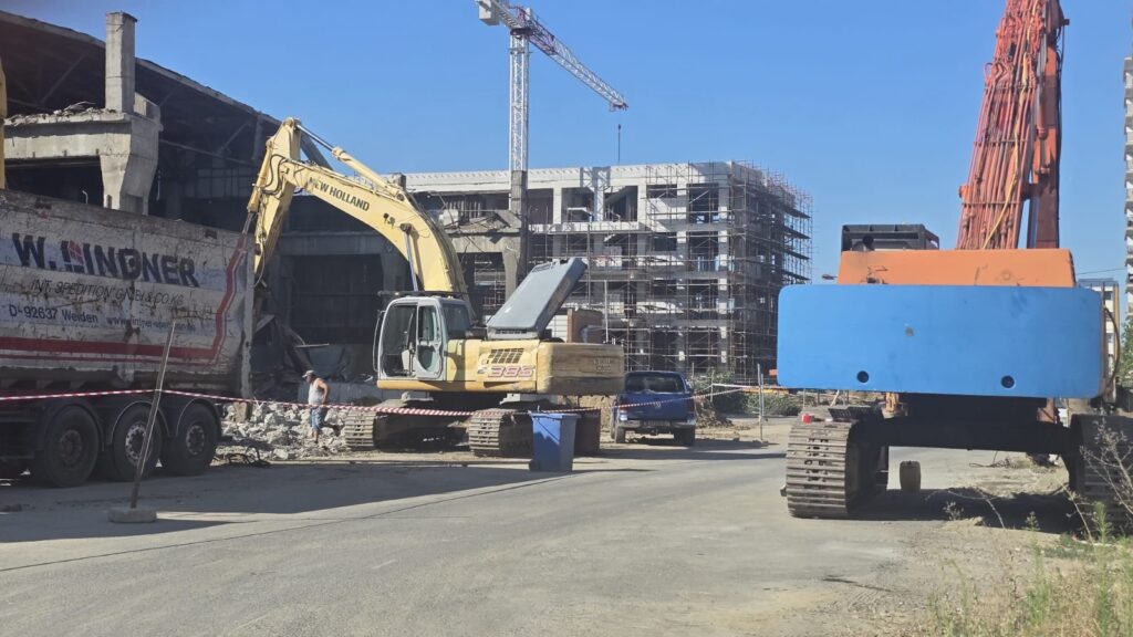 demolare-cu-probleme-nereguli-multiple-descoperite-pe-un-santier-al-primariei-sectorului-3-/-ce-spune-institutia-–-hotnews.ro