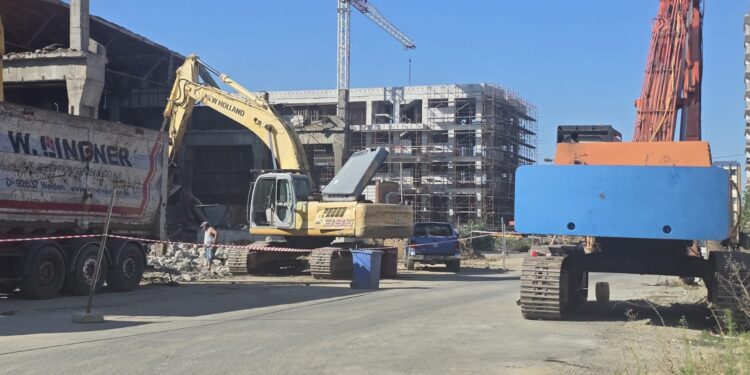 demolare-cu-probleme-nereguli-multiple-descoperite-pe-un-santier-al-primariei-sectorului-3-/-ce-spune-institutia-–-hotnews.ro
