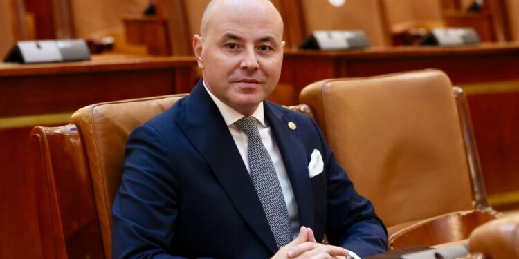romania-ar-putea-pierde-sume-colosale-din-pnrr.-muraru:-exista-un-risc-foarte-mare-la-ora-actuala