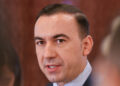 2,5-milioane-de-euro-in-doar-jumatate-de-zi.-bogdan-ivan-il-pune-la-zid-pe-bolojan