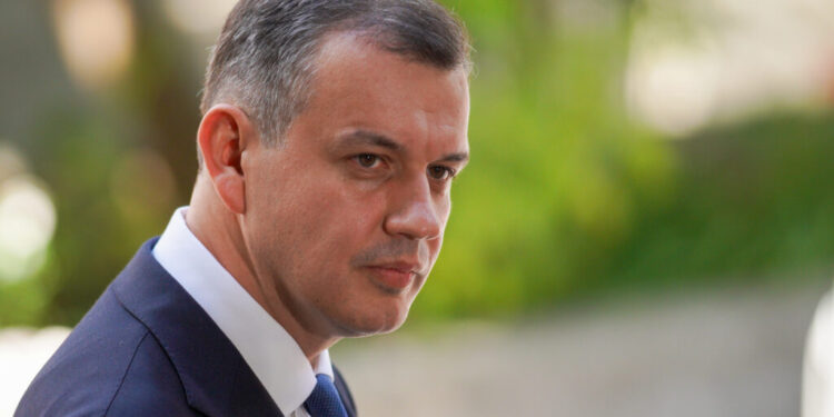 tomac,-despre-intarzierea-nominalizarii-unui-premier:-nu-uitati-ca-presedintele-e-matematician.-este-un-om-rational