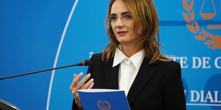 inalta-curte-cere-clarificarea-imediata-si-completa-a-intalnirii-bolojan-sefa-ccr-–-hotnews.ro
