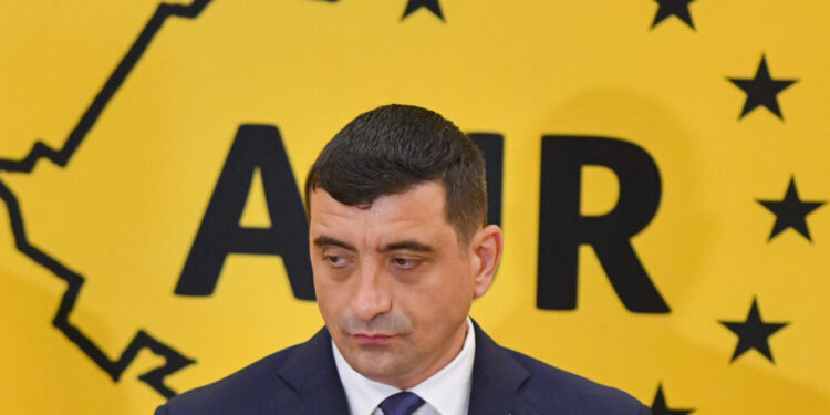 aur-cere-demisia-lui-dominic-fritz-din-functia-de-primar-al-timisoarei,-dupa-decizia-ccr