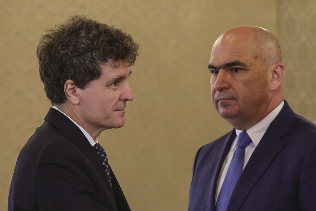 liderul-aur-care-anticipeaza-o-batalie-in-interiorul-usr-intre-nicusor-dan-si-ilie-bolojan,-dupa-decizia-ccr:-va-fi-dura-–-hotnews.ro