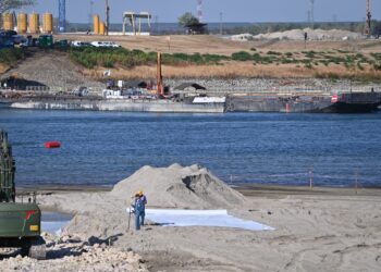 centrala-nucleara-de-la-paks-a-evitat-oprirea-cum-a-reusit-ungaria-sa-creasca-nivelul-apei-din-dunare-–-hotnews.ro
