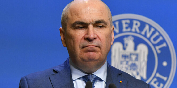 bolojan-sustine-ca-„nu-se-agata-de-putere”-si-propune-o-a-treia-varianta-de-guvern.-premierul-demis-are-cel-mai-lung-interimat-din-istoria-romaniei