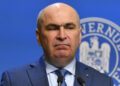 bolojan-taie-bursele-sociale-ale-elevilor-pentru-stadioane