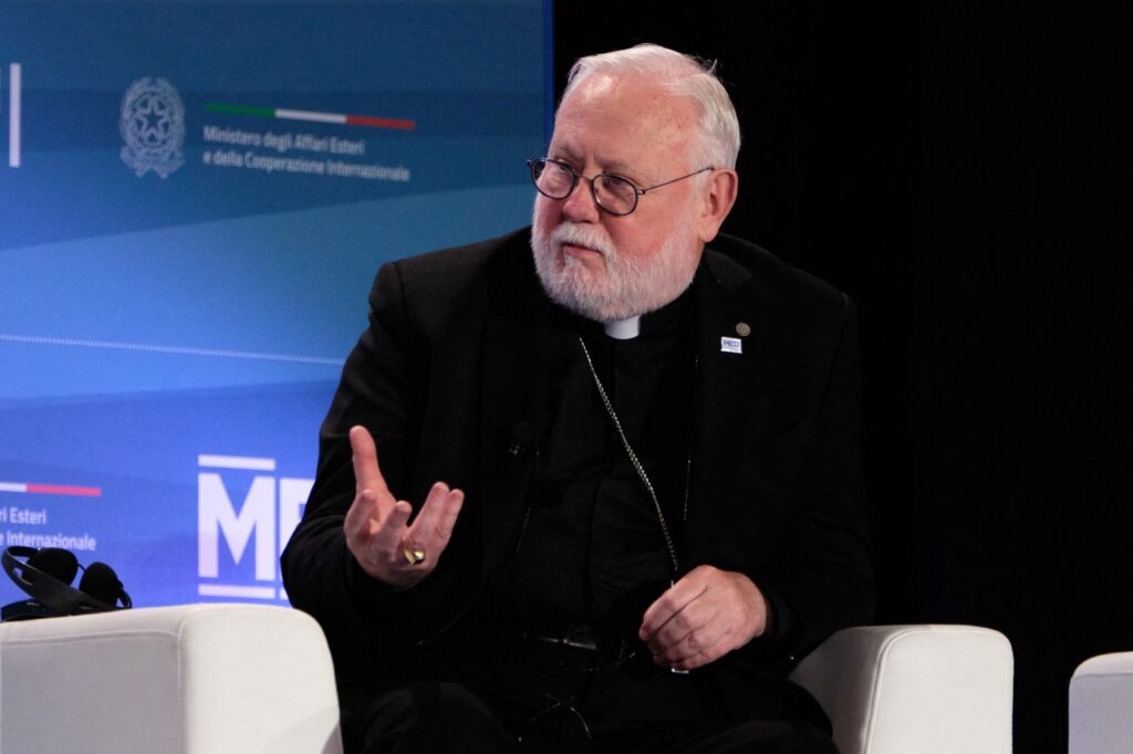 vaticanul-trimite-la-moscova-un-cleric-de-rang-inalt-pentru-discutii-cu-serghei-lavrov-privind-razboiul-din-ucraina-–-hotnews.ro