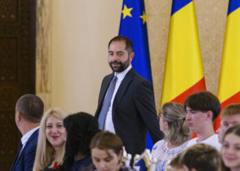 consilierul-prezidential-radu-burnete-anunta-ce-se-intampla-cu-proiectul-legii-salarizarii