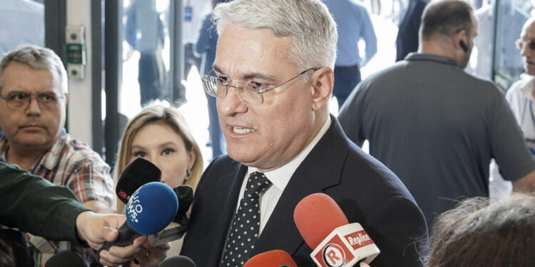dupa-oana-gheorghiu,-si-dragos-pislaru-isi-asuma-public-mandatul-de-presedinte-al-unei-filiale-pnl-din-capitala