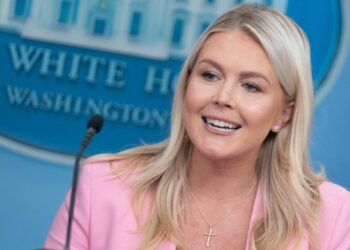 secretarul-de-presa-demisionar-al-casei-albe-se-alatura-unui-comitet-politic-pro-trump