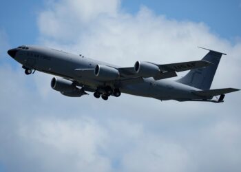 aeronavele-militare-americane-care-au-indignat-iranul-parasesc-bulgaria-anuntul-guvernului-de-la-sofia-–-hotnews.ro