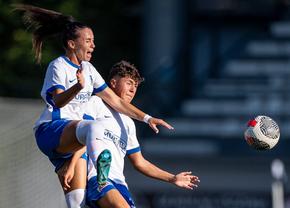 a-inceput-superliga-feminina-campioana-farul-a-spulberat-o-pe-rapid:-7-goluri-marcate