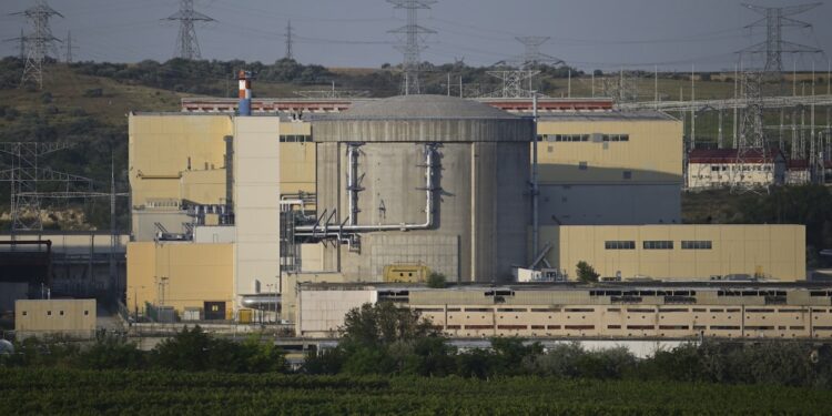 cu-cat-estimeaza-ministerul-energiei-ca-se-vor-scumpi-facturile-si-ce-sanse-are-centrala-de-la-cernavoda-sa-fie-repornita-in-august-–-hotnews.ro