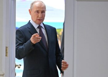 vladimir-putin,-avertisment-pentru-ucraina-regimul-de-la-kiev-a-deschis-singur-aceasta-cutie-a-pandorei-–-hotnews.ro