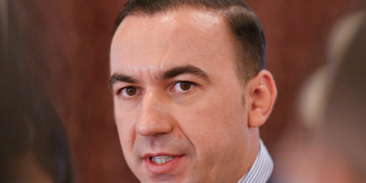 bogdan-ivan:-grupul-de-la-turceni-va-fi-repornit-luni.-situatia-de-la-cernavoda,-gestionata-cu-foarte-mare-amatorism