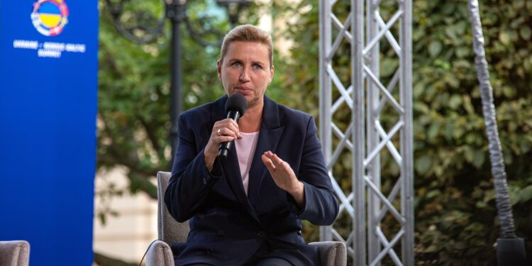 micul-punct-de-pe-nas-premierul-mette-frederiksen-riposteaza-taios-la-un-sfat-de-frumusete-primit-de-la-un-chirurg-–-hotnews.ro