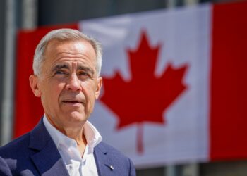 razboiul-comercial-dintre-sua-si-canada-se-intensifica,-trump-ameninta-cu-o-crestere-a-tarifelor-la-automobile-–-hotnews.ro