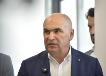 ilie-bolojan-spune-ca-sansele-adoptarii-legii-salarizarii-scad-cu-cat-trec-orele-si-acuza-psd:-cred-ca-e-o-probabilitate-redusa-sa-sustina-acest-proiect