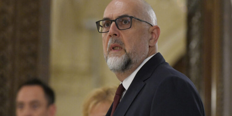 kelemen-hunor,-dupa-esecul-discutiilor-pe-legea-salarizarii:-riscam-sa-pierdem-770-de-milioane.-pierderea-ar-putea-fi-si-mai-mare-daca-adoptam-un-proiect-prost